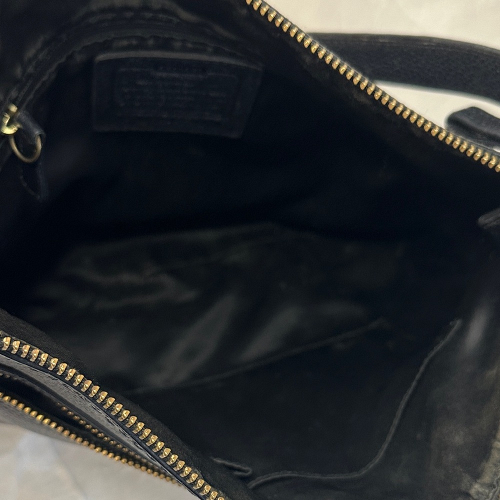 Coach Poppi Perri Black Leather Shoulder Bag - Picture 8 of 11